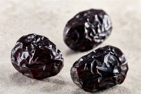 تصویر 2 از انواع خرما مضافتی با تنوع انتخاب گسترده و کیفیت های تضمین شده